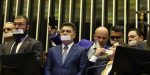 Oposição pernoita nos plenários do Congresso para impedir trabalhos