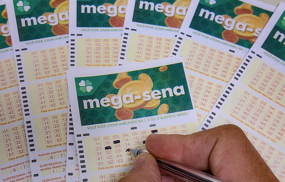 Mega-Sena: ninguém acerta e prêmio vai a R$ 70 milhões