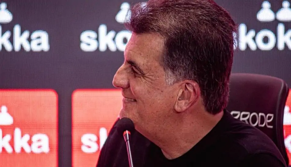 Fábio Mota vê time do Vitória superior aos anos anteriores e projeta reforços pontuais