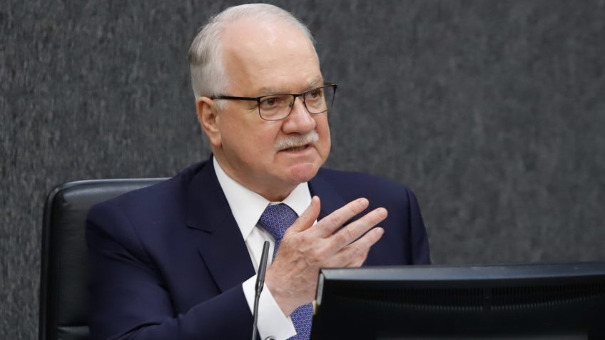 Por unanimidade, CNJ aprova ato que regulamenta penduricalhos