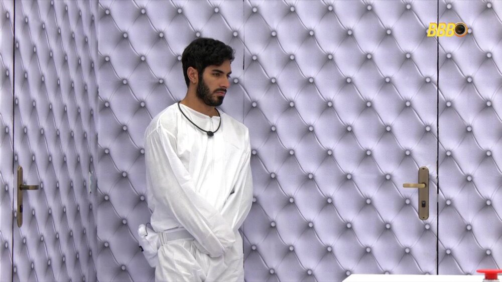 Ricardinho desiste do Quarto Branco e é o primeiro eliminado da disputa por vaga no BBB 26