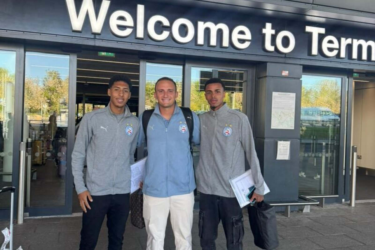 Jovens defensores do Bahia fazem período de treinos na base do Manchester City