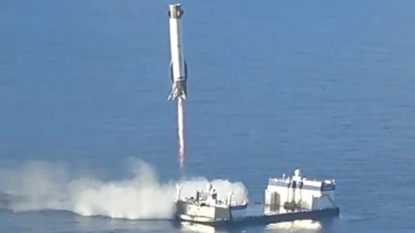 Blue Origin, de Jeff Bezos, pousa propulsor reutilizado pela 1ª vez