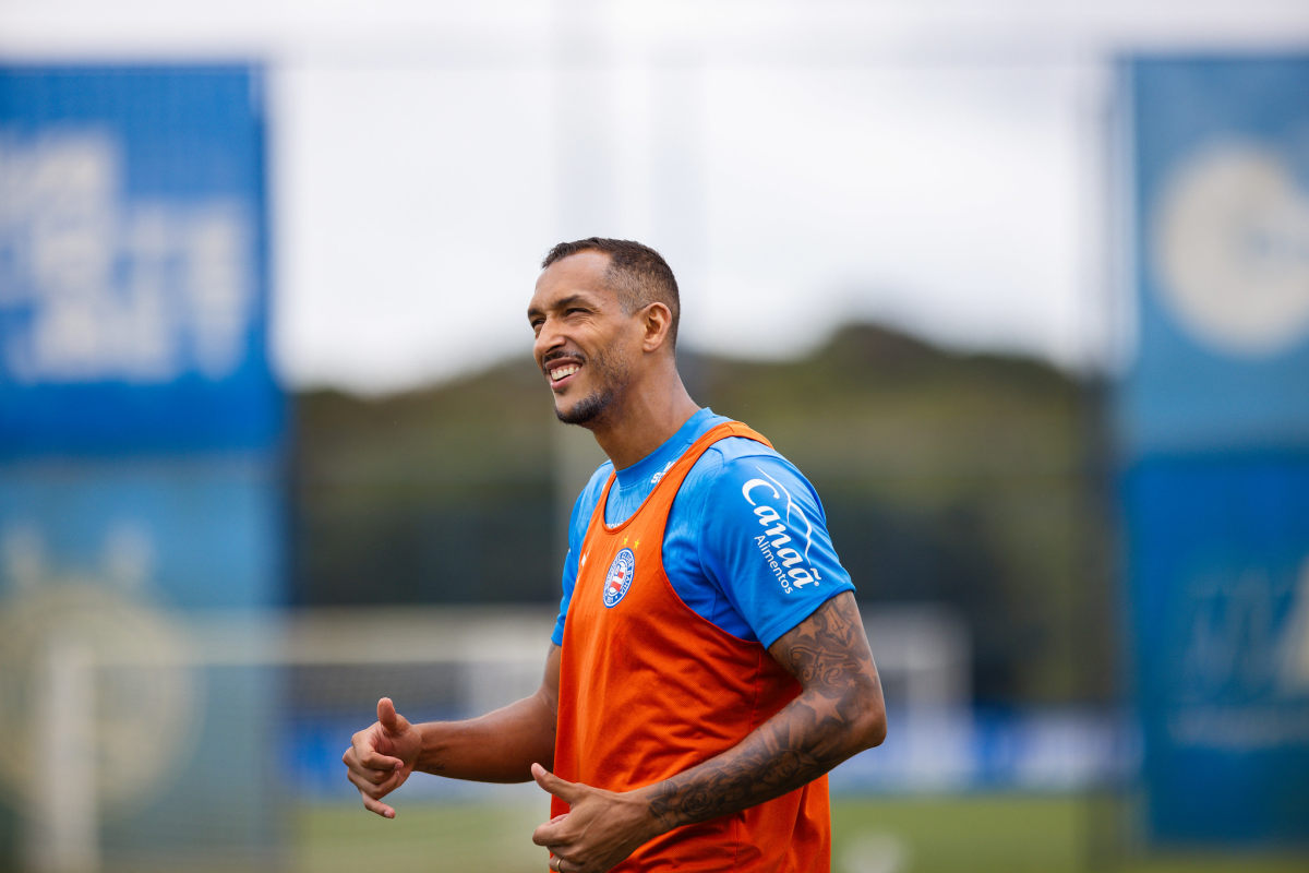 STJD concede efeito suspensivo e Bahia terá zagueiro titular contra o Flamengo