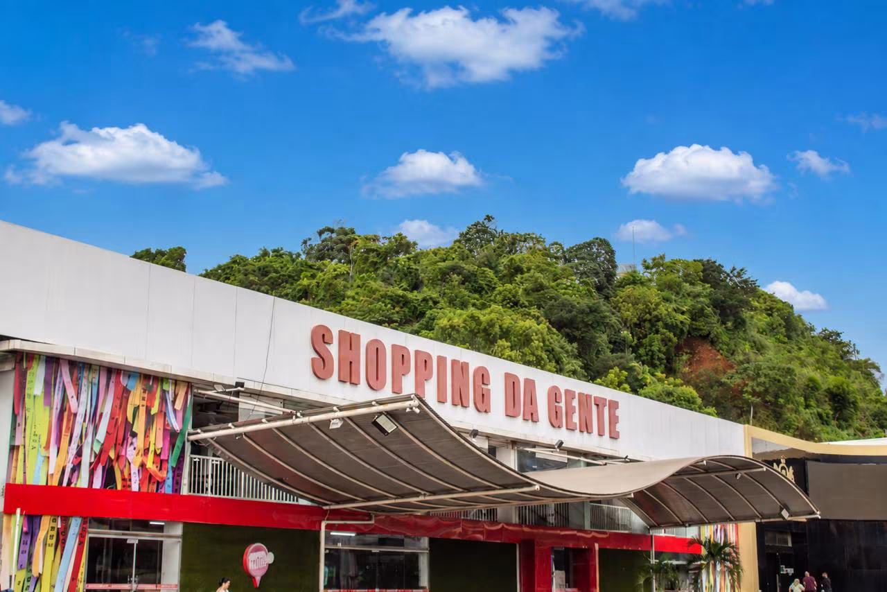 Dos clássicos aos inesperados: Shopping da Gente aposta em presentes que fogem do óbvio no Dia dos Namorados.