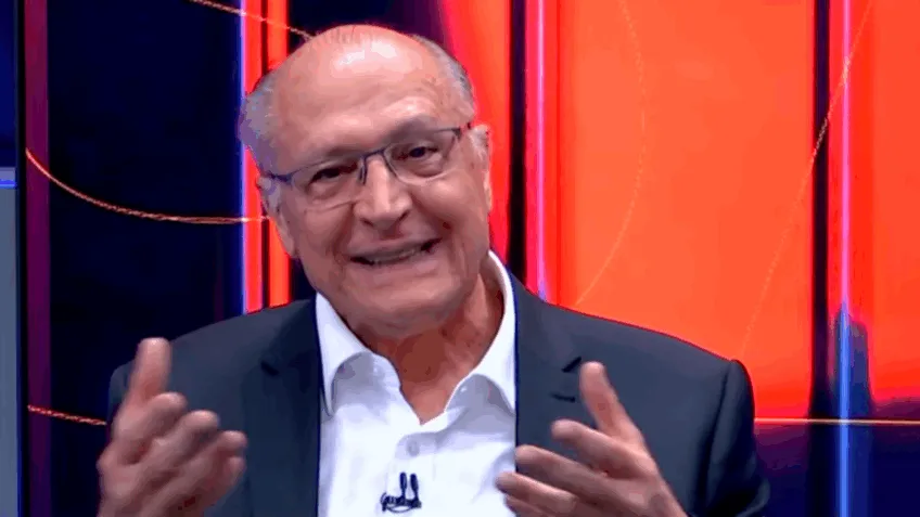 Alckmin diz que democracia garante liberdade de imprensa