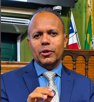 Vereador critica visitas de ministros a Salvador: ‘ministros aqui é para turistar’