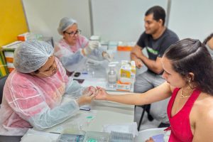 Com recorde de atendimentos, posto da Sesab no Pedrão de Eunápolis reforça prevenção às ISTs