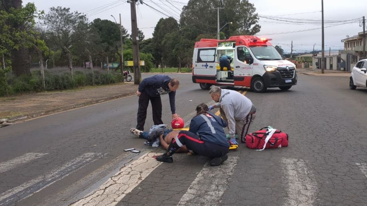Motociclista bate na traseira de carro e fica gravemente ferido em Uvaranas — BnT Online